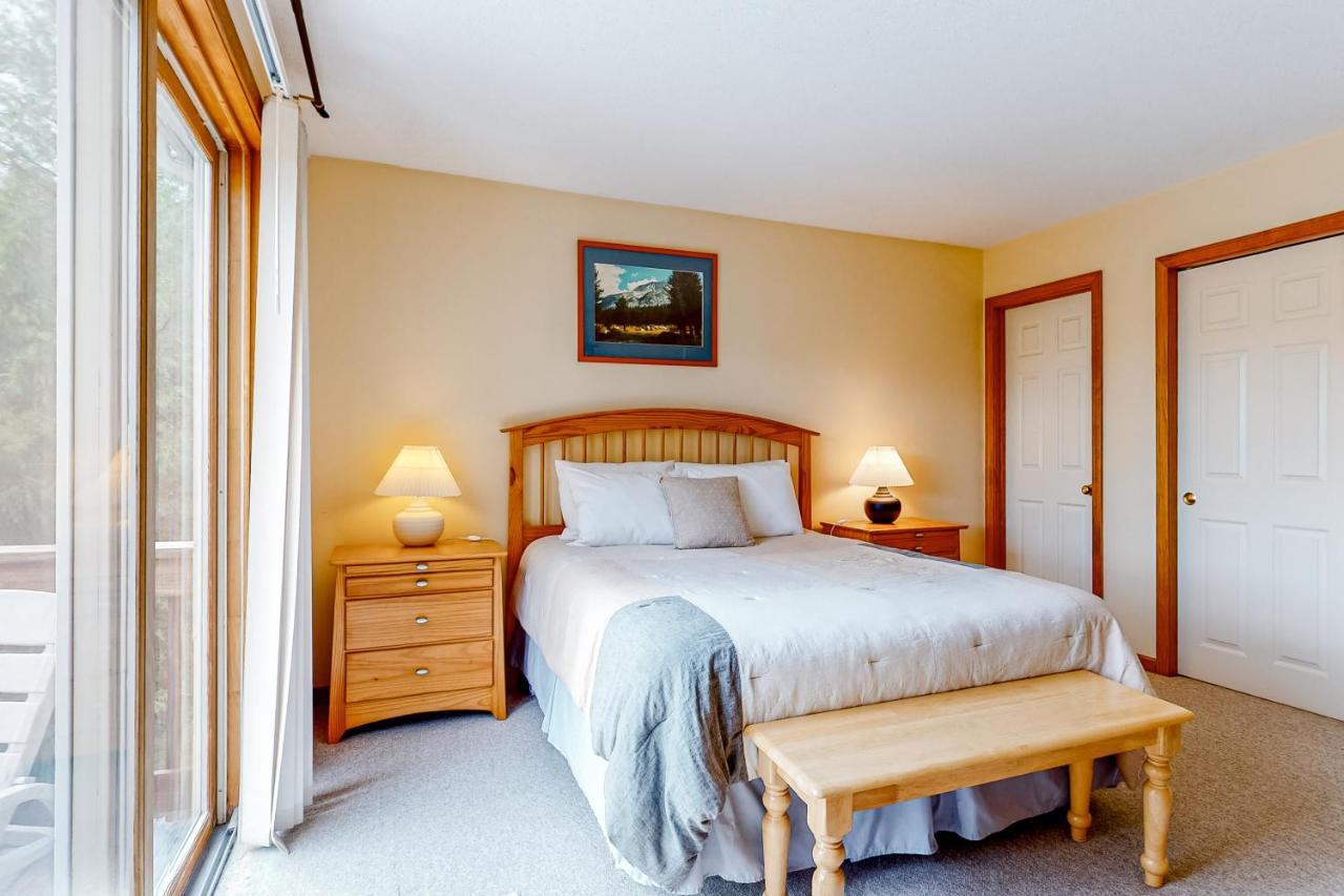 Apartment White Mountain Retreat